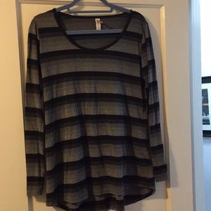 Black/grey stripe Lynnae Lularoe